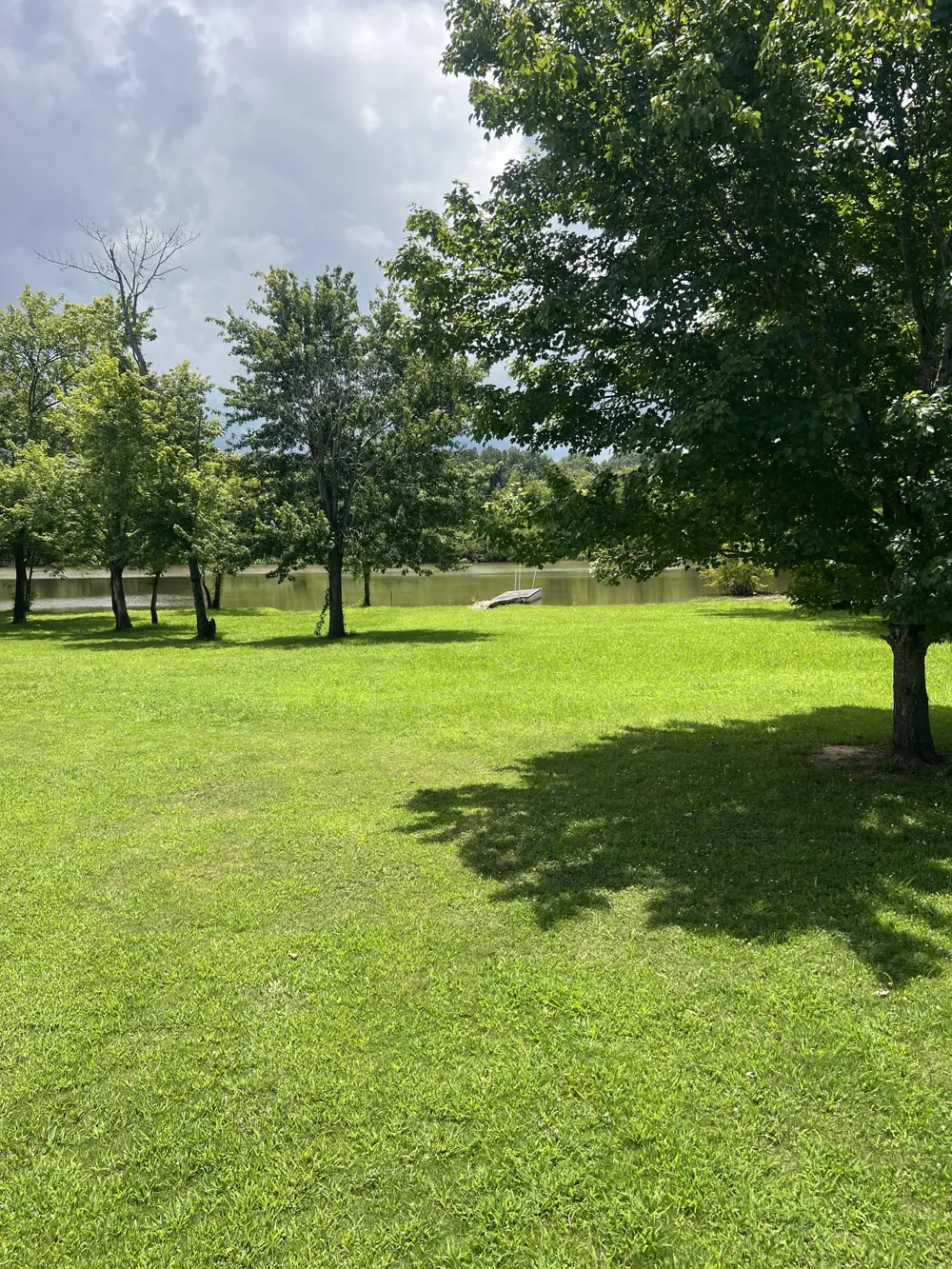 860 Willow Oaks Dr Decaturville, TN 38329