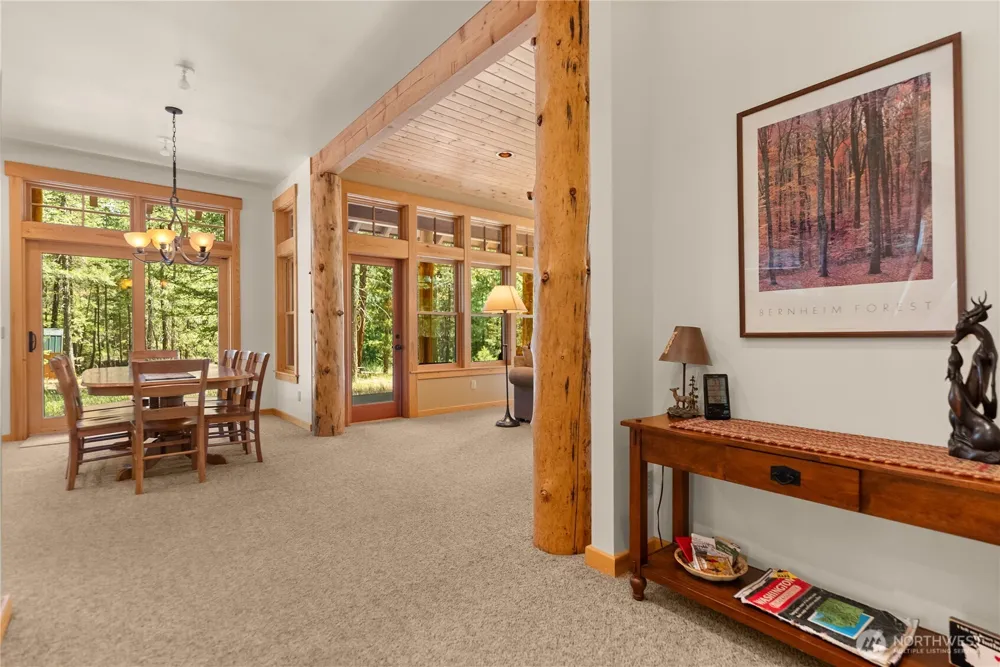 32 Foster Loop Road Winthrop, WA 98862