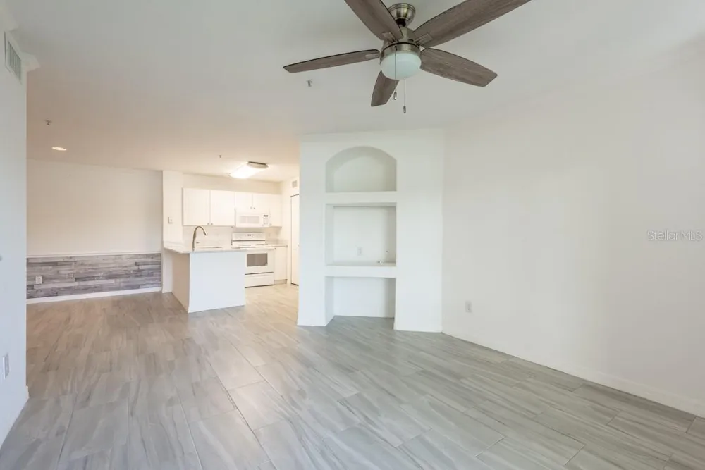4209 WOODSTORKS WALK WAY #1110 Lutz, FL 33558