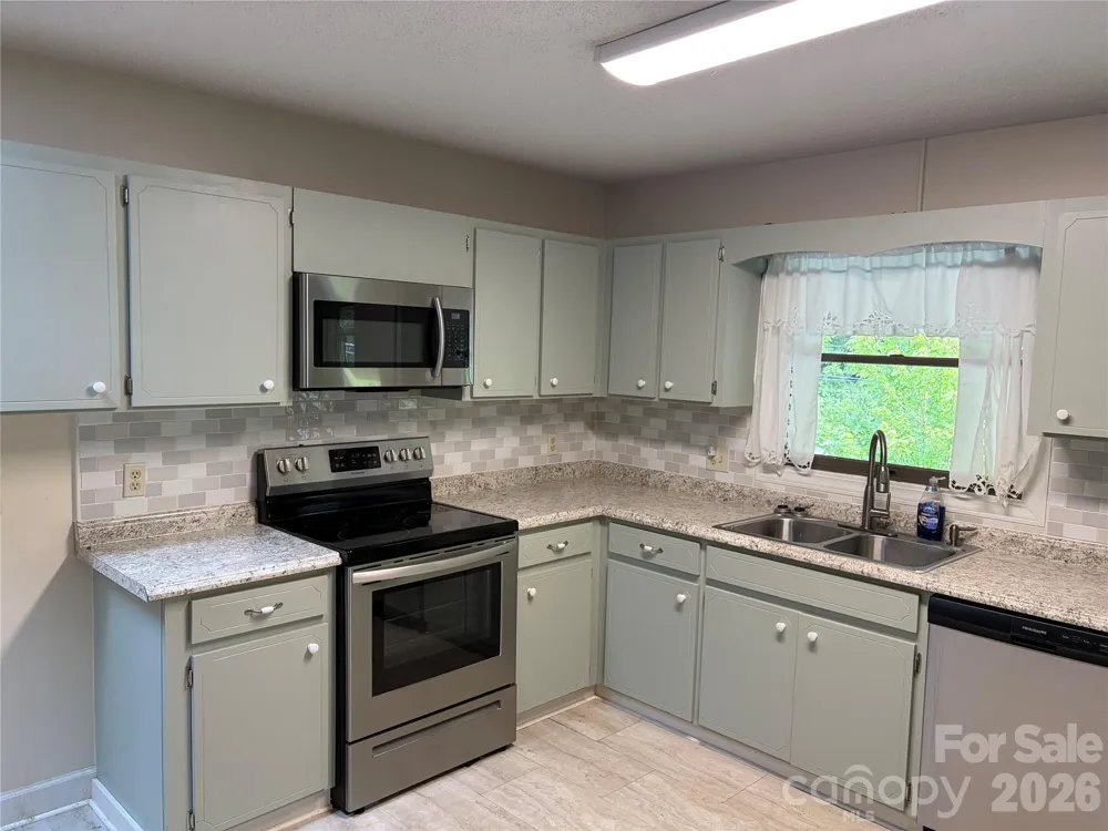 256A Bruce Road Mars Hill, NC 28754
