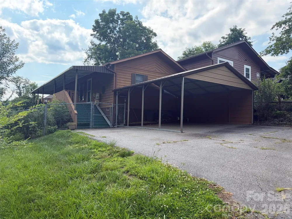 256A Bruce Road Mars Hill, NC 28754