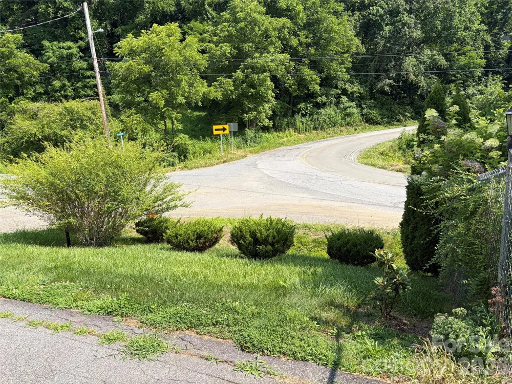 256A Bruce Road Mars Hill, NC 28754