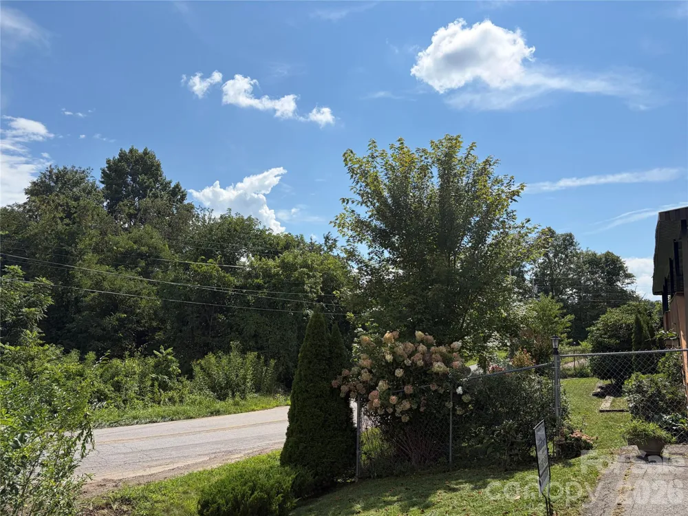 256A Bruce Road Mars Hill, NC 28754