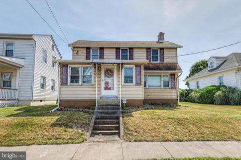 920 MAIN STREET