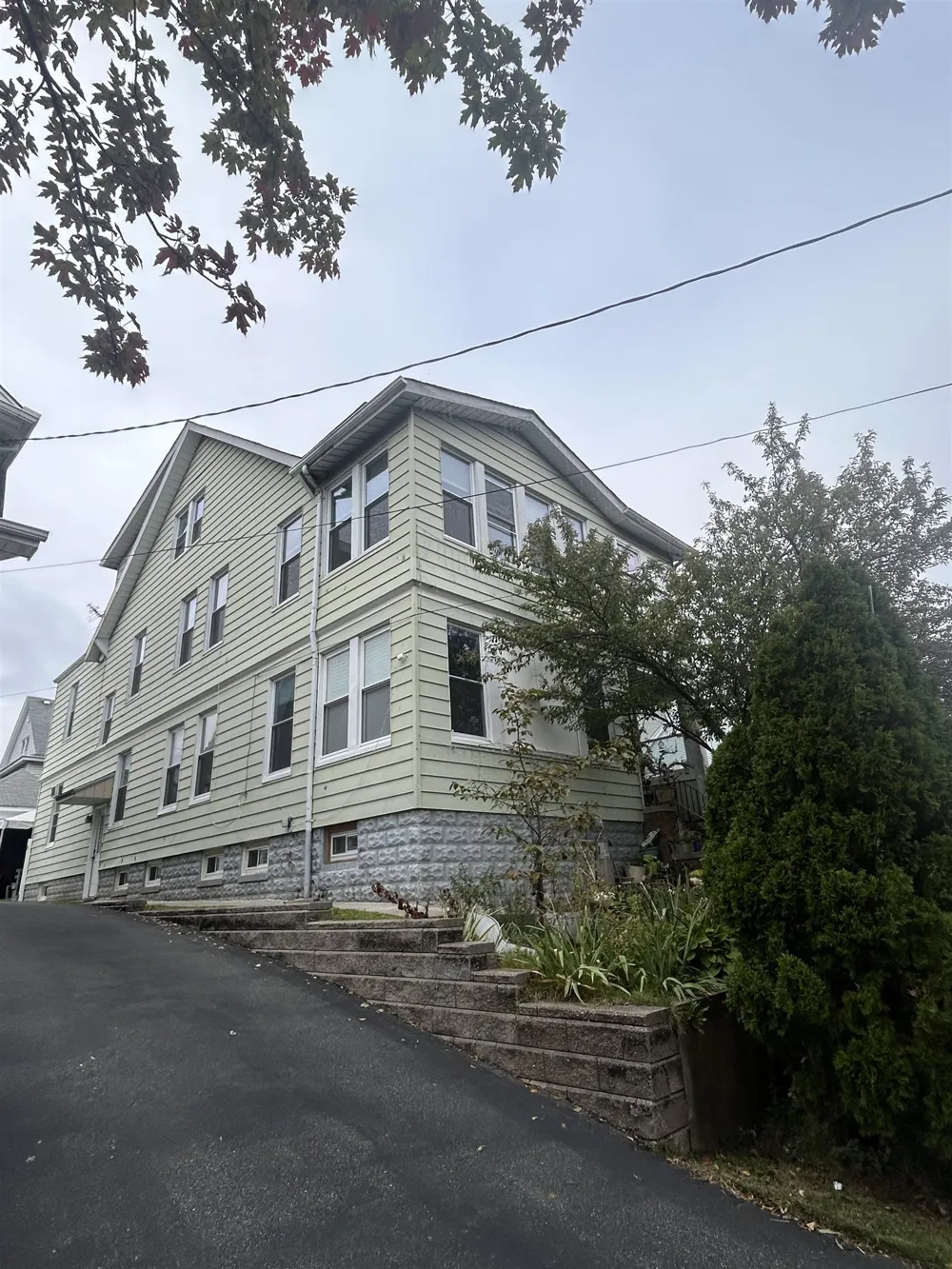 799 KEARNY AVE Kearny, NJ 07032