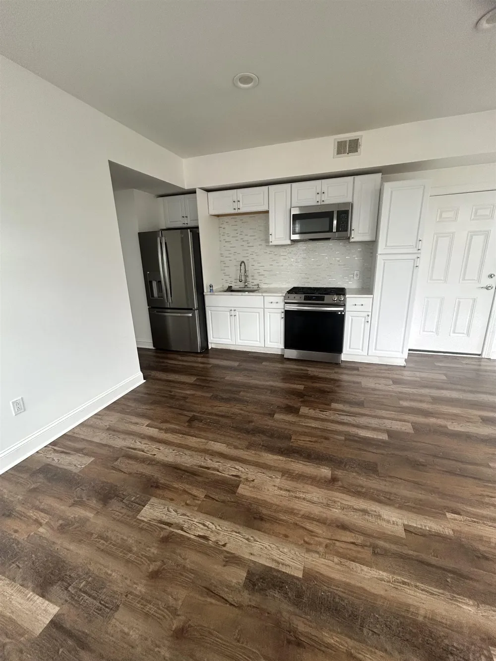 799 KEARNY AVE Kearny, NJ 07032