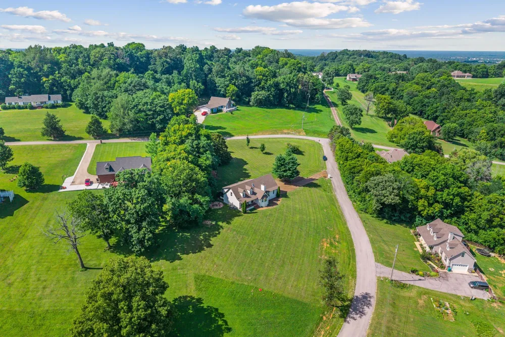900 Dories Ln Lewisburg, TN 37091