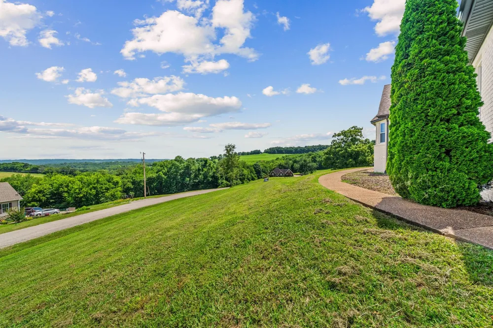 900 Dories Ln Lewisburg, TN 37091