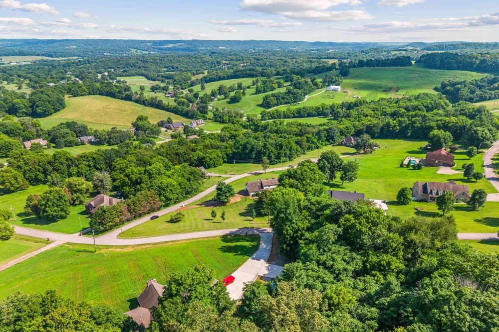 900 Dories Ln Lewisburg, TN 37091