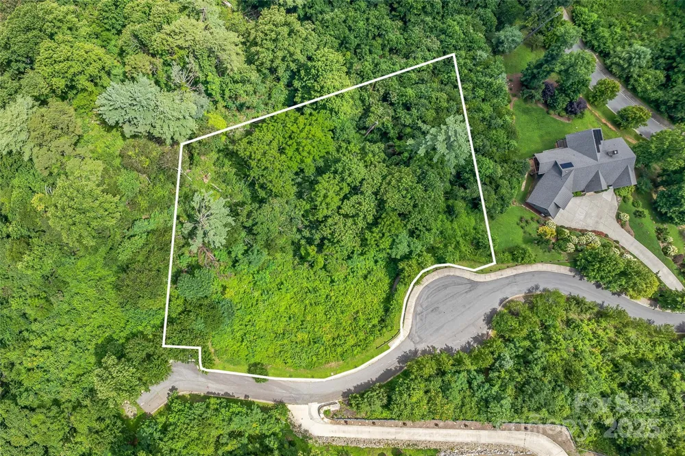 29 Grovepoint Way Asheville, NC 28804