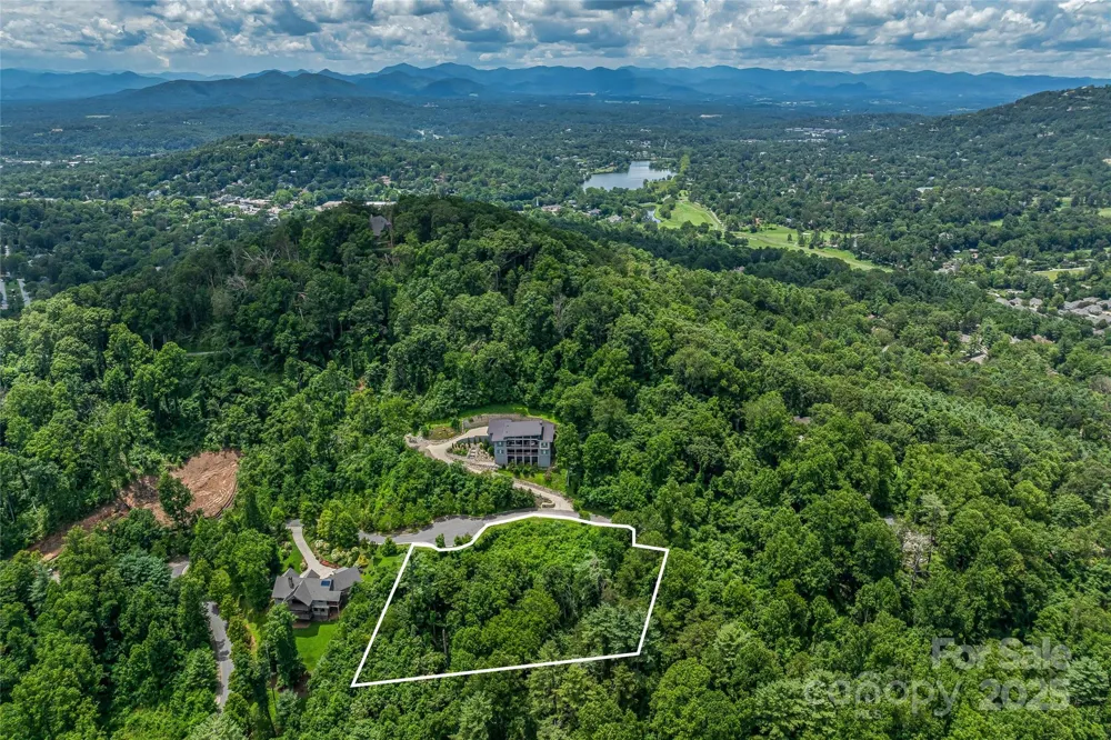 29 Grovepoint Way Asheville, NC 28804
