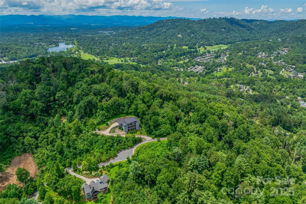 29 Grovepoint Way Asheville, NC 28804