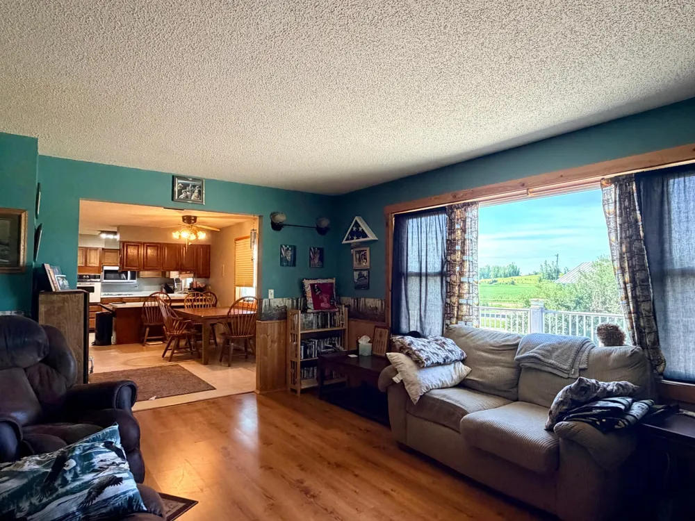 20161 County Road 99 SW Kensington, MN 56343