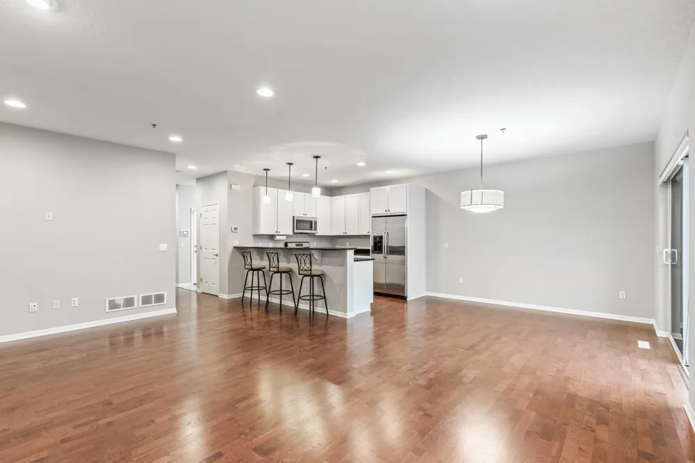 17830 Valley Cove Court Wayzata, MN 55391