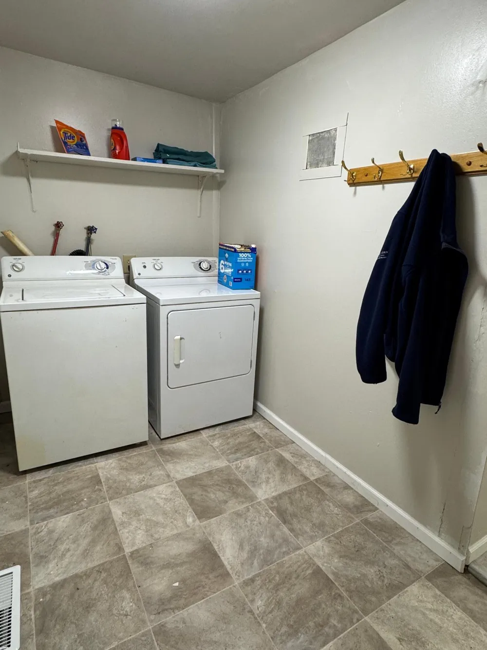 709 Center Street E Roseau, MN 56751