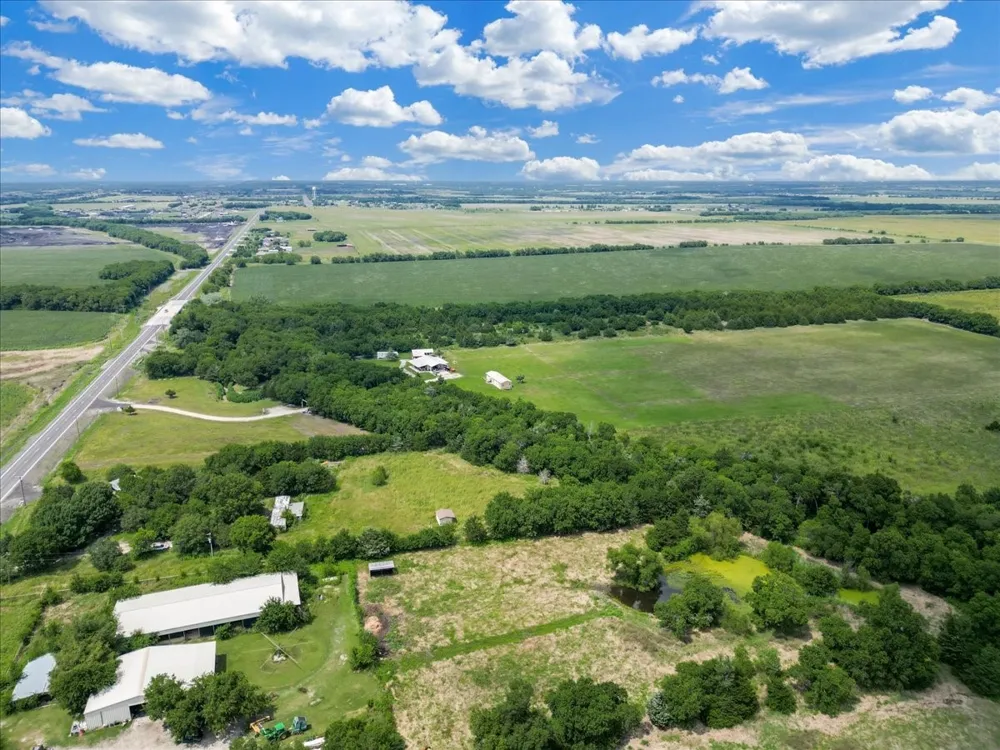 5077 Fm 547 Farmersville, TX 75442