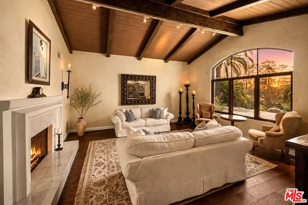 1903 Coyote Circle Santa Barbara, CA 93108