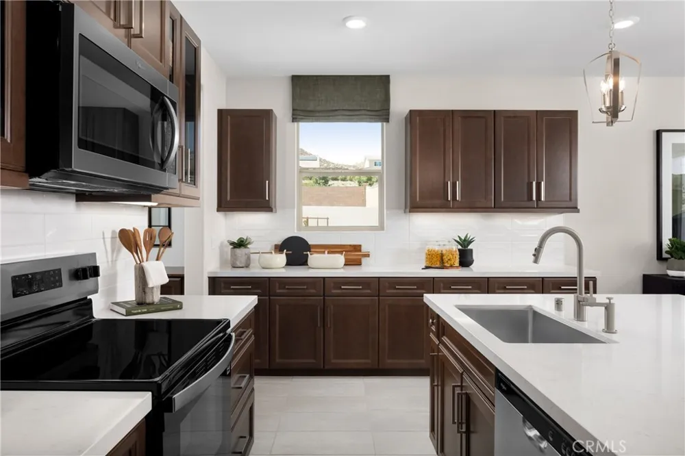 30637 Albifora Way Winchester, CA 92596