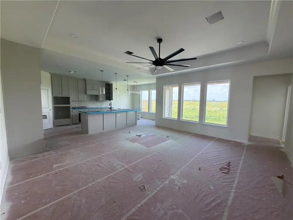 1810 Spoonbill Drive Portland, TX 78374