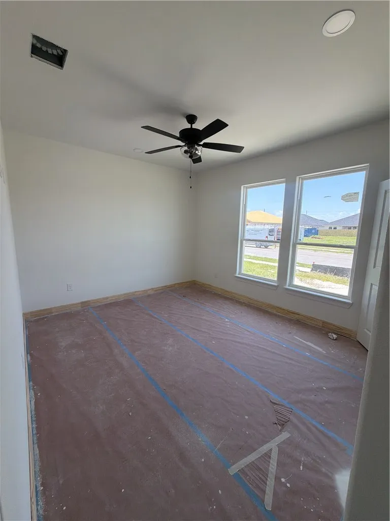 1810 Spoonbill Drive Portland, TX 78374