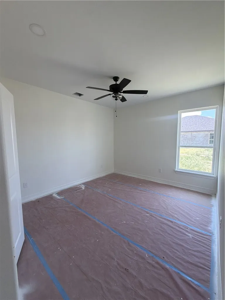 1810 Spoonbill Drive Portland, TX 78374