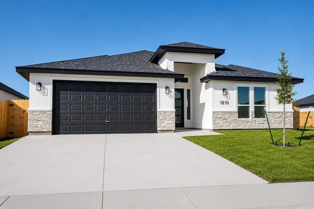 1810 Spoonbill Drive Portland, TX 78374