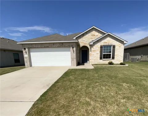 1110 Lakeway Crossing Drive