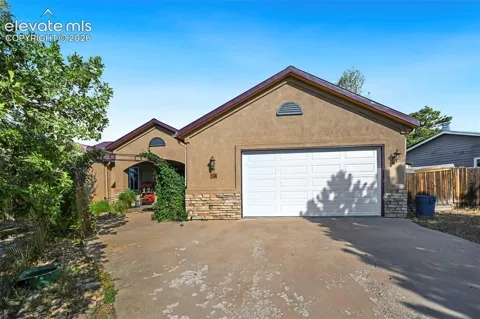746 Westward Lane