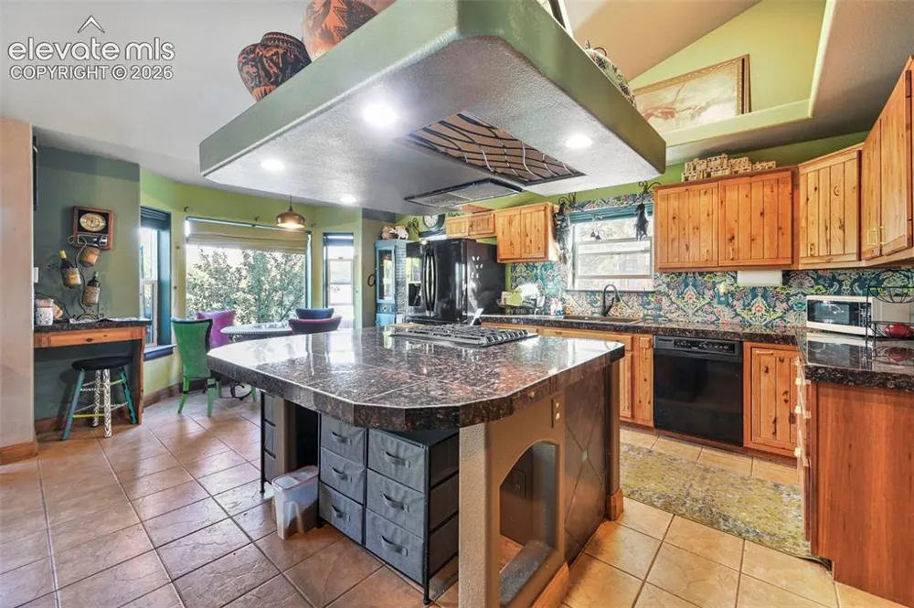 746 Westward Lane Palmer Lake, CO 80133