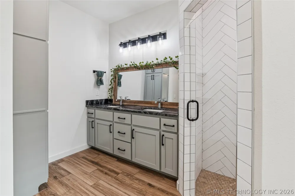 16064 S 4210 ROAD Claremore, OK 74017