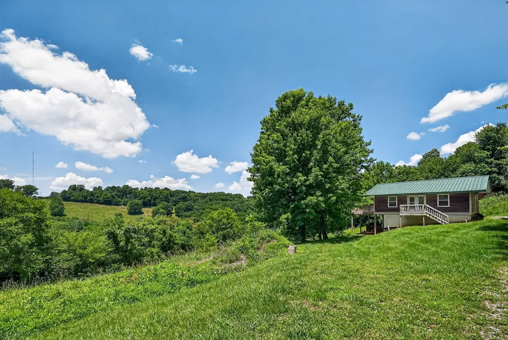 99 Judkins Ln Hickman, TN 38567