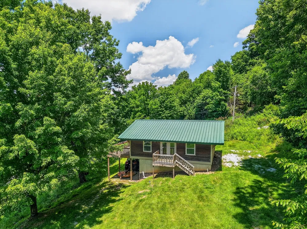 99 Judkins Ln Hickman, TN 38567