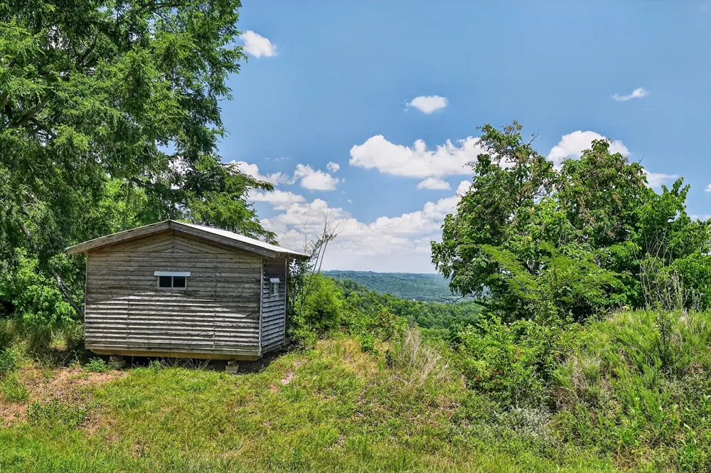 99 Judkins Ln Hickman, TN 38567