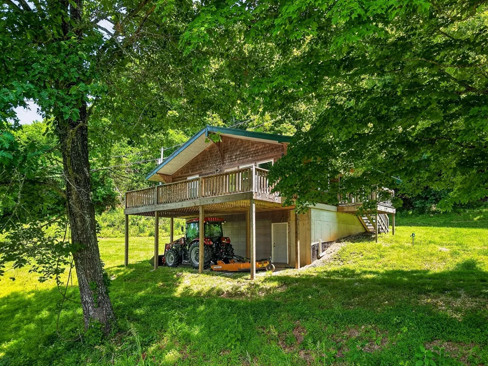 99 Judkins Ln Hickman, TN 38567