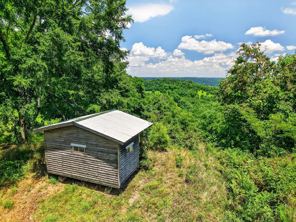 99 Judkins Ln Hickman, TN 38567