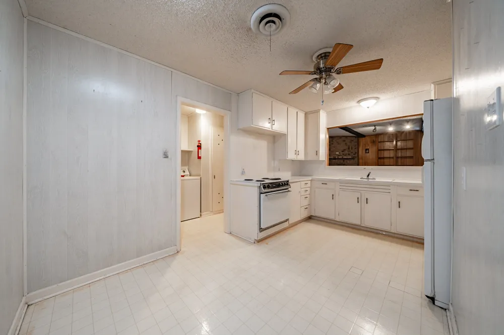 909 S Anson Stamford, TX 79553