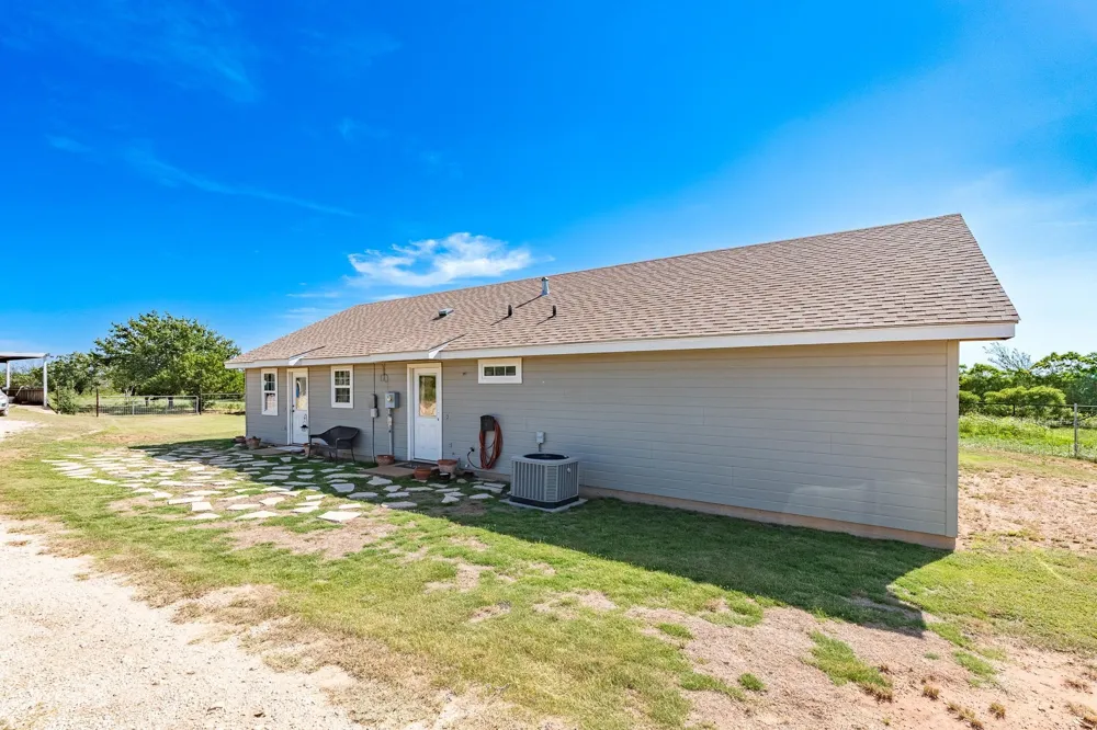 1002 County Road 209 Wingate, TX 79566