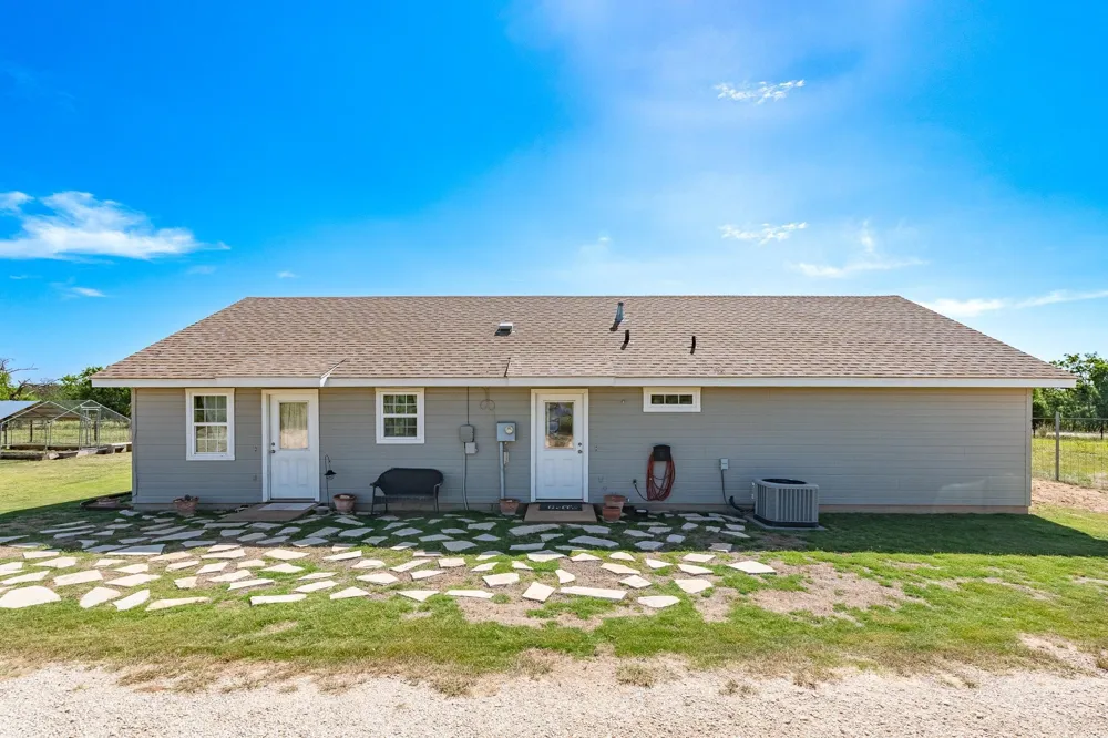 1002 County Road 209 Wingate, TX 79566