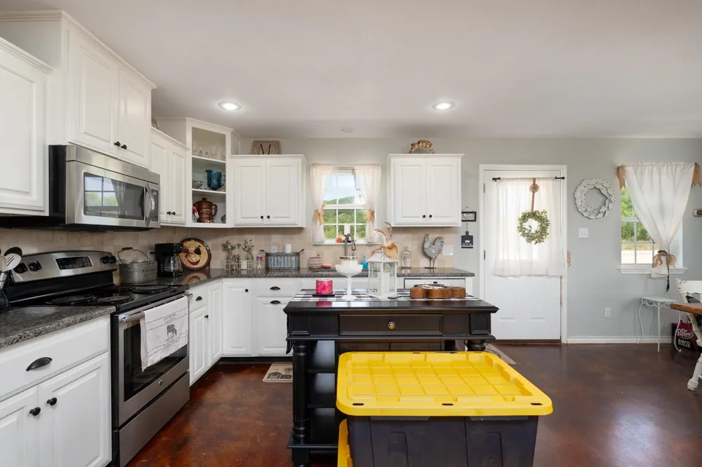 1002 County Road 209 Wingate, TX 79566