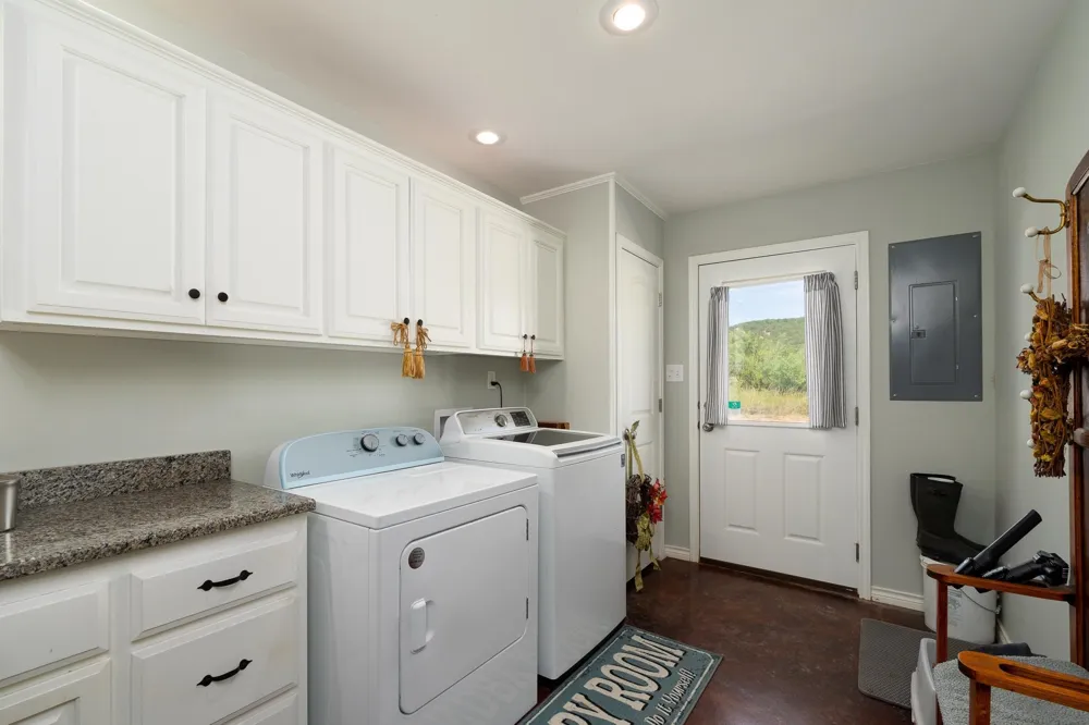 1002 County Road 209 Wingate, TX 79566
