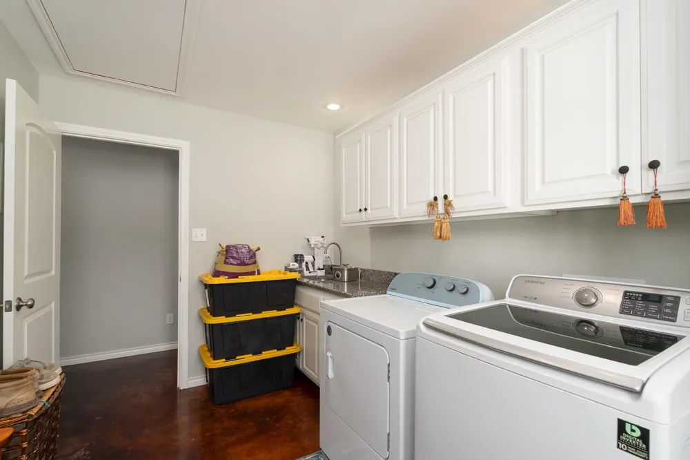 1002 County Road 209 Wingate, TX 79566