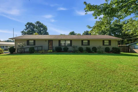 105 Hamel Drive