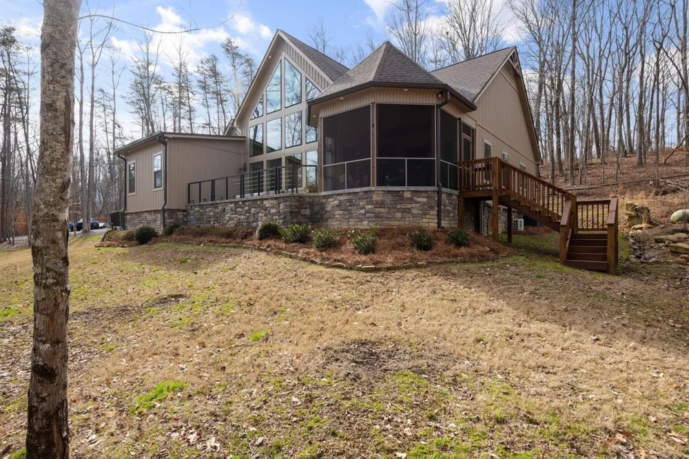 354 Mountain Farms Road Signal Mountain, TN 37377