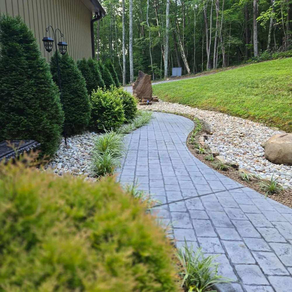 354 Mountain Farms Road Signal Mountain, TN 37377
