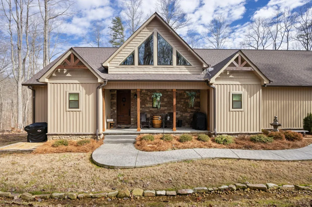 354 Mountain Farms Road Signal Mountain, TN 37377