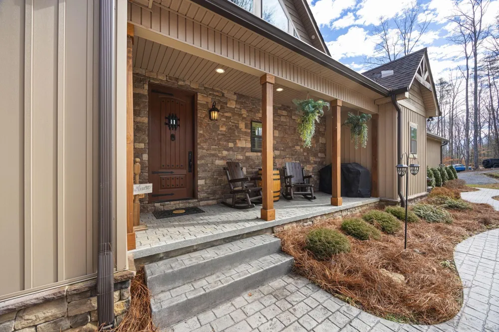 354 Mountain Farms Road Signal Mountain, TN 37377