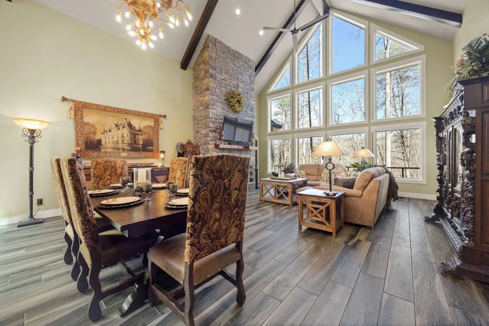 354 Mountain Farms Road Signal Mountain, TN 37377