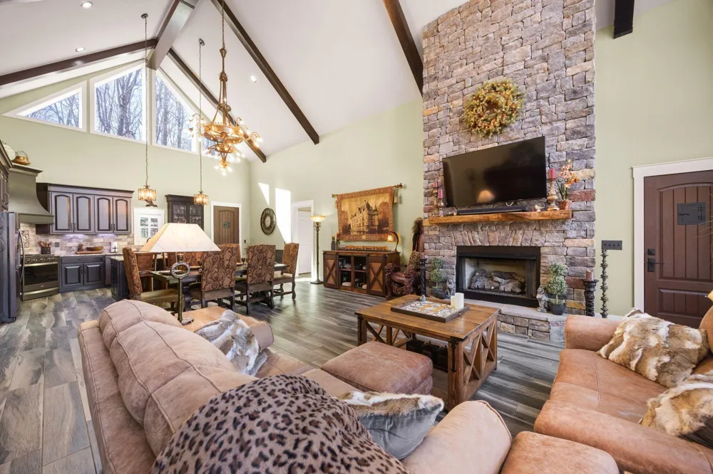 354 Mountain Farms Road Signal Mountain, TN 37377