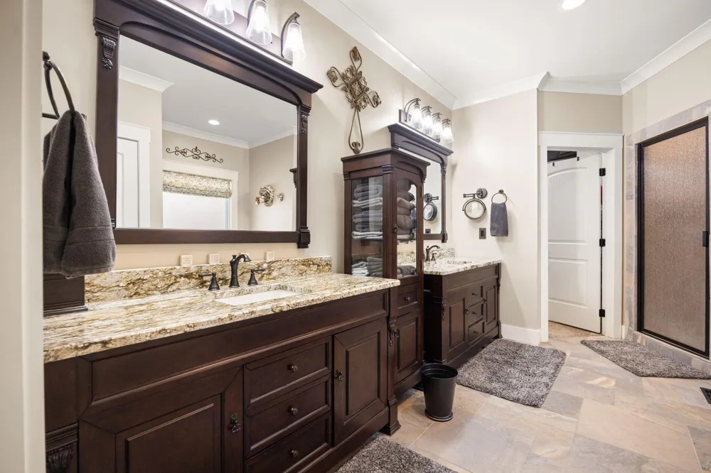 354 Mountain Farms Road Signal Mountain, TN 37377
