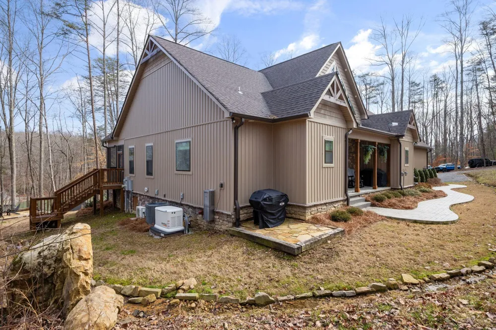 354 Mountain Farms Road Signal Mountain, TN 37377